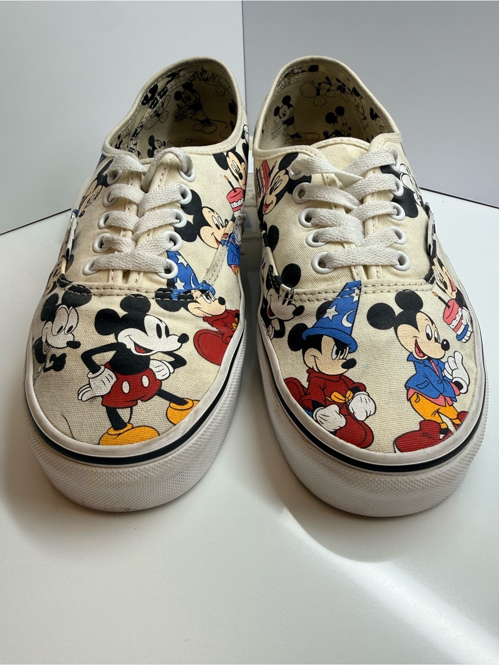 Rare Vans x Disney Authentic "Mickey's Birthday" 90th Anniversary